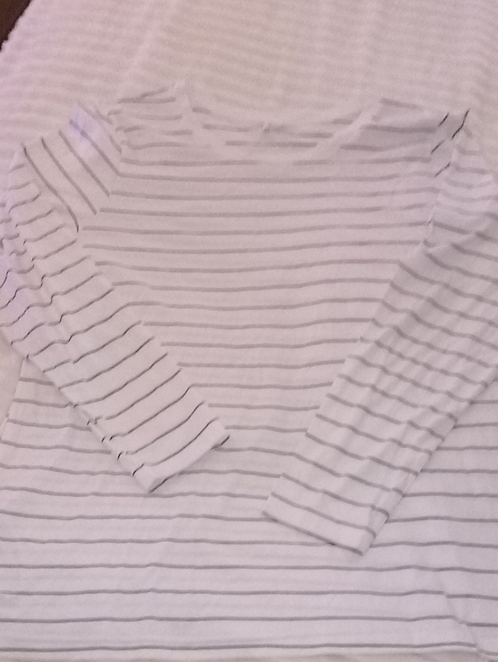Nordstrom White Top with Thin Black Stripeslong Sleeve Tee Lightweight NWOT